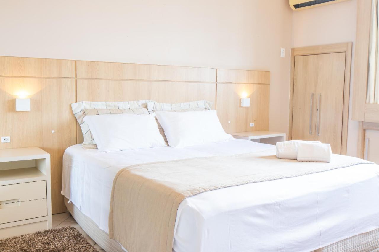 Delupo Hotel - Livin Studios Крикиума Екстериор снимка