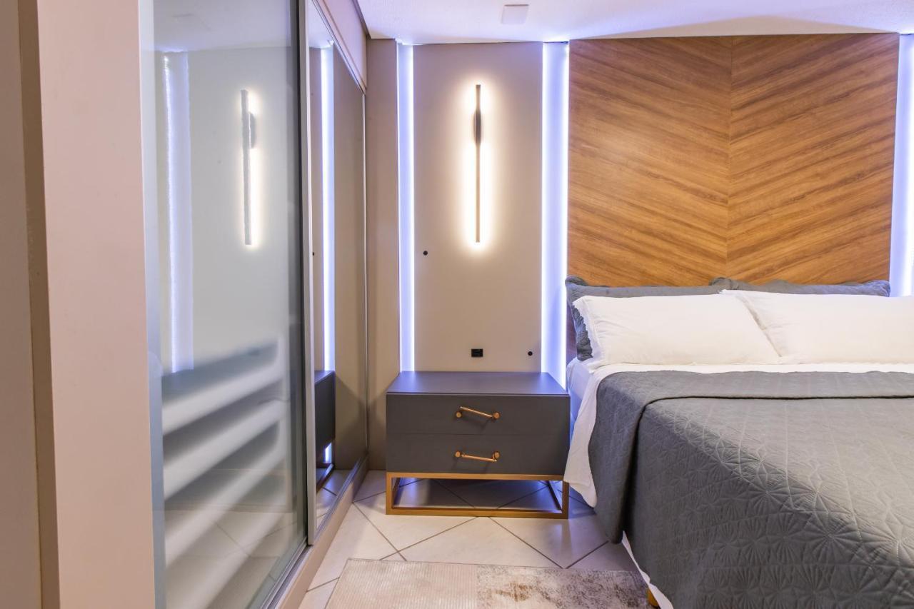 Delupo Hotel - Livin Studios Крикиума Екстериор снимка
