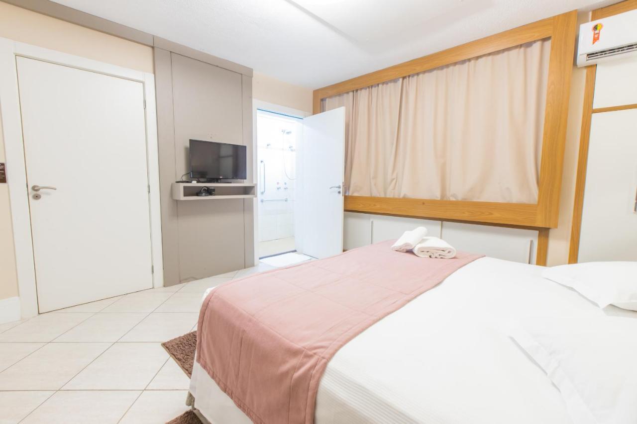 Delupo Hotel - Livin Studios Крикиума Екстериор снимка